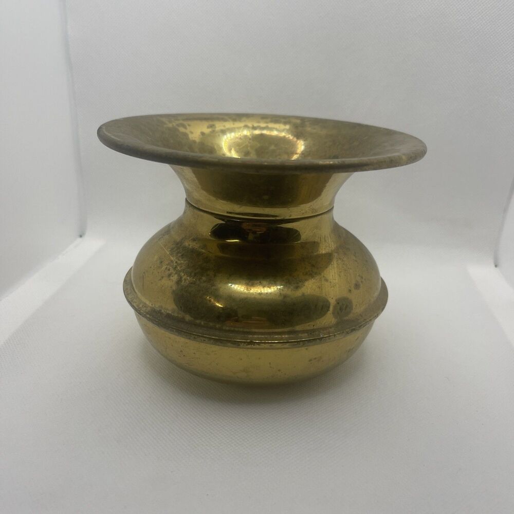 Antique Brass Spittoon Vintage Cuspidor Saloon Barber Shop Western Decor